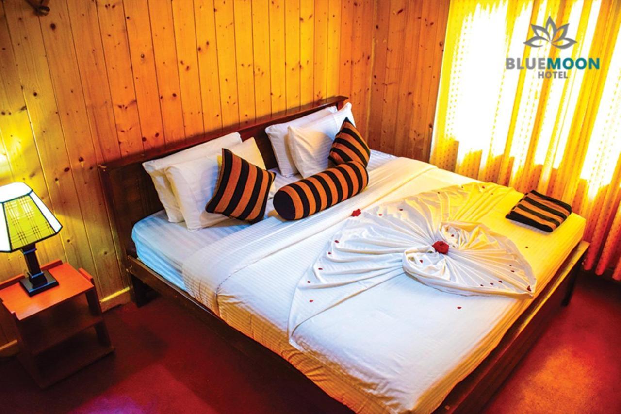 Blue Moon Hotel Нувара-Элия Экстерьер фото